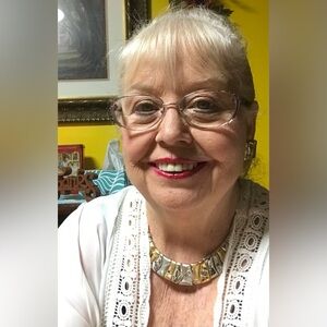 Meet your Posher, Marsha